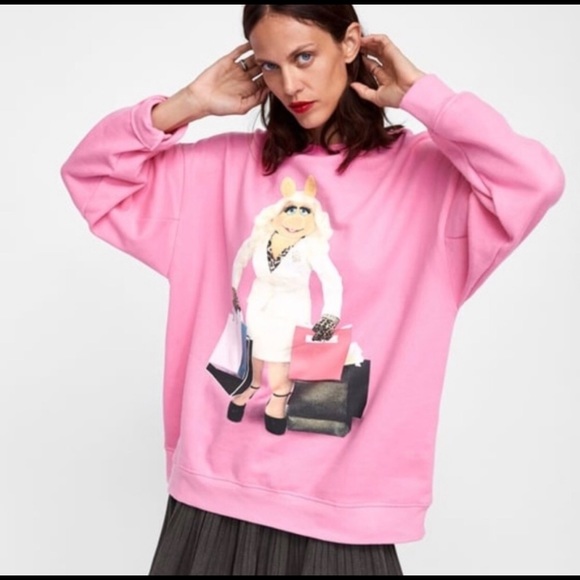 Zara Tops - Zara Miss Piggy Sweatshirt.  Size Large in pink